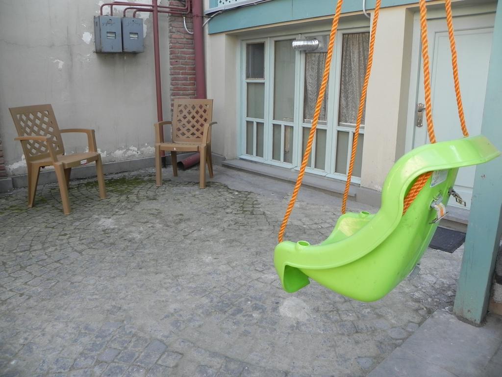 טביליסי Old Yard Guest House מראה חיצוני תמונה