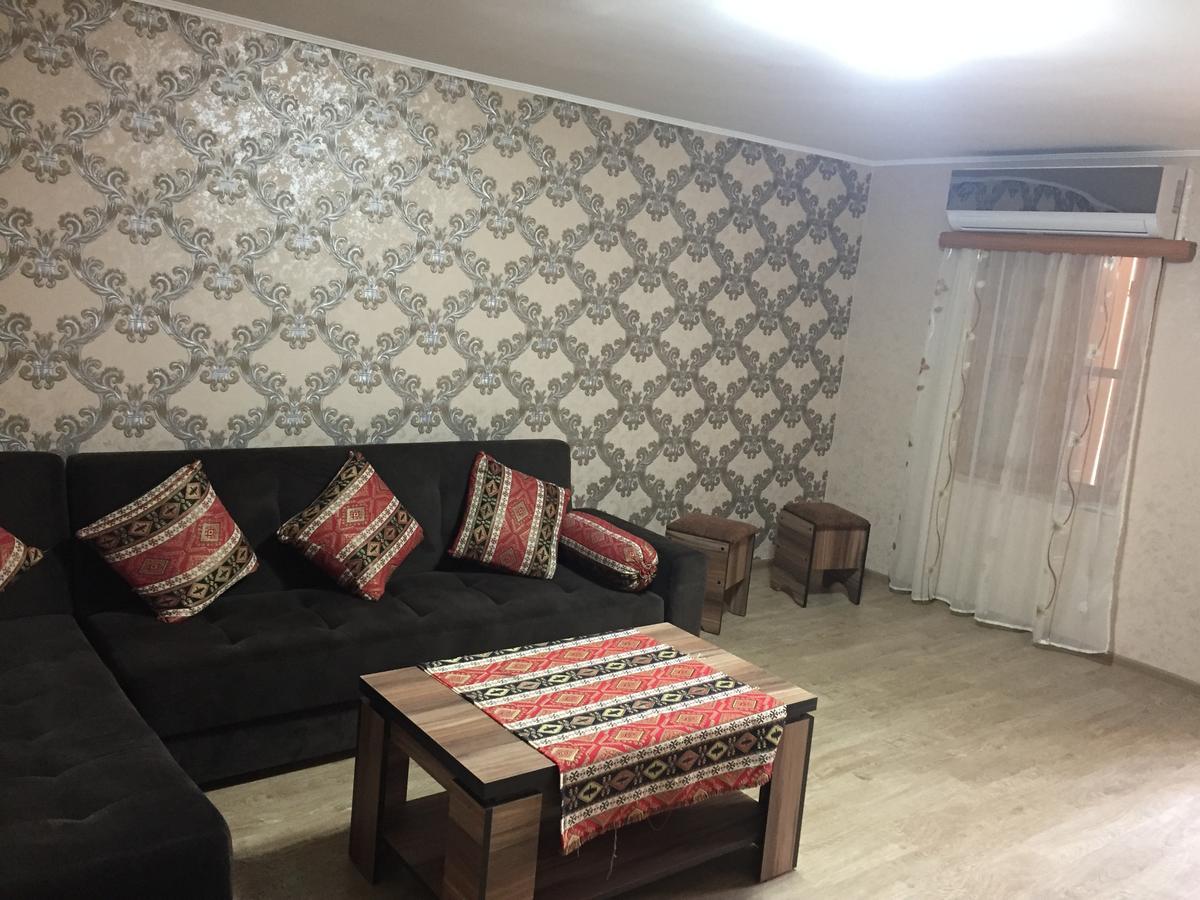 טביליסי Old Yard Guest House מראה חיצוני תמונה